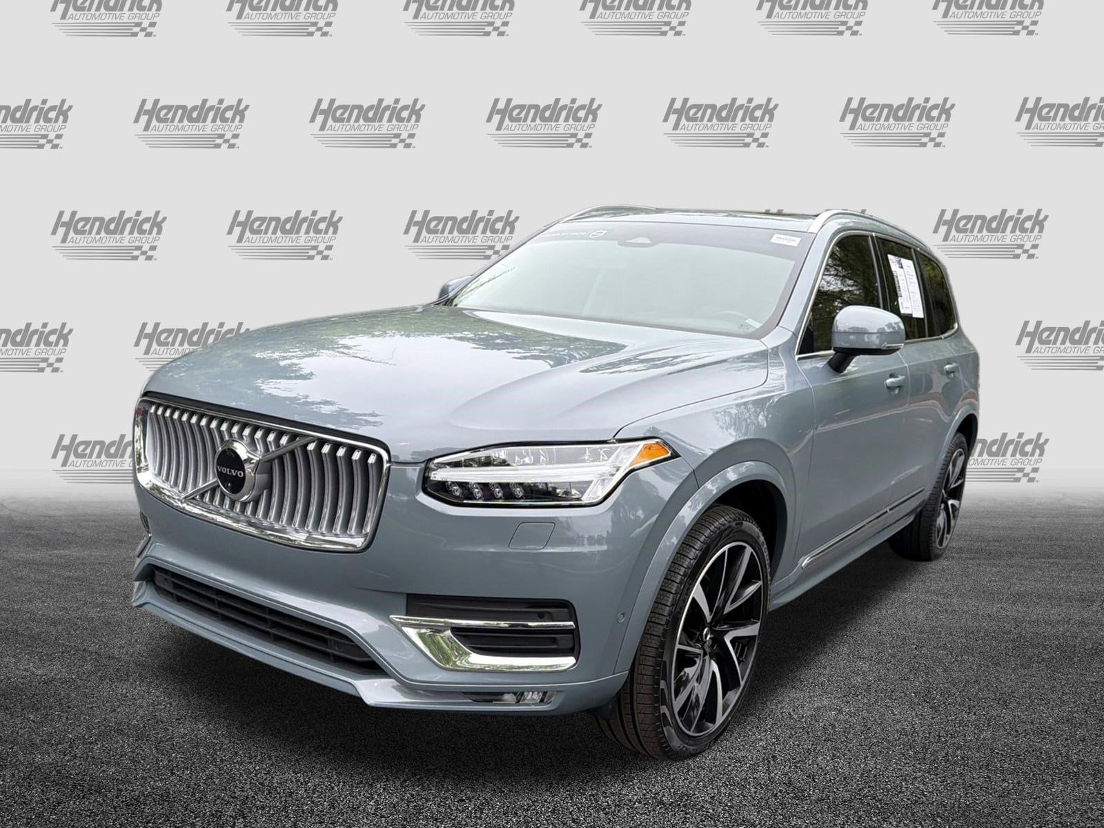 2023 Volvo XC90 Plus photo 4