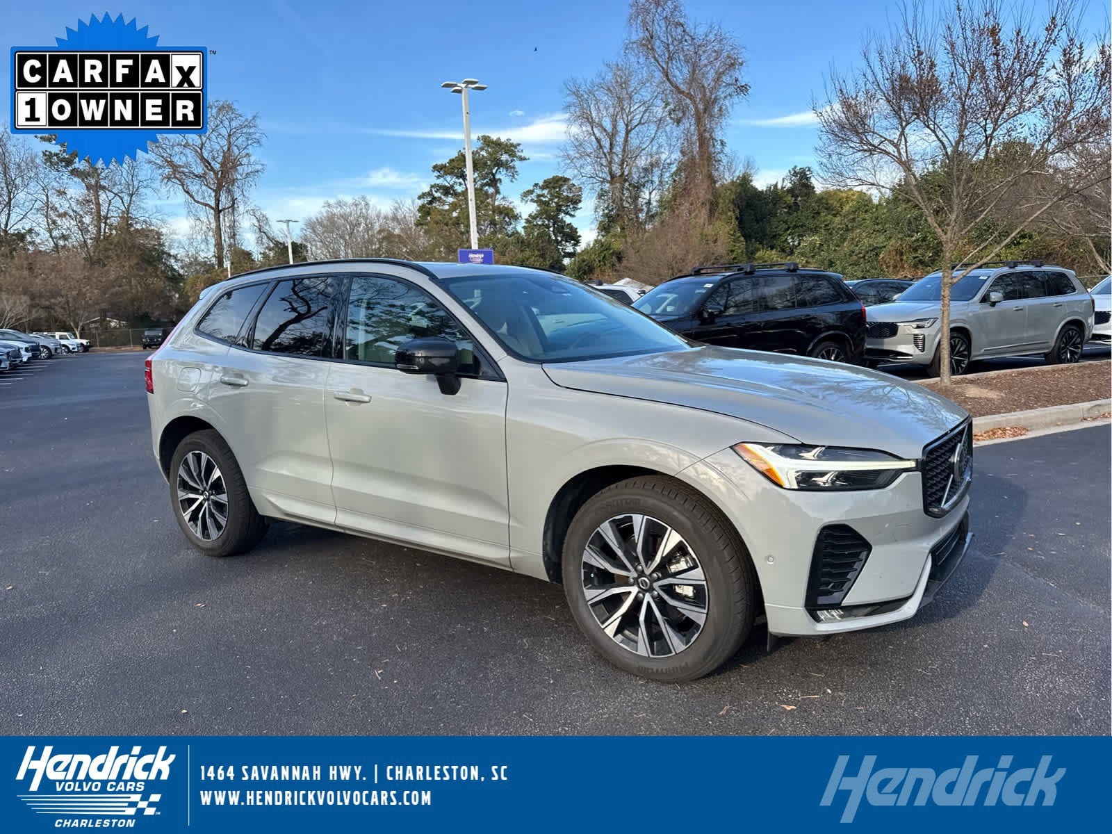 2024 Volvo XC60 Plus's photo