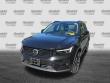 2024 Volvo XC40 Ultimate Dark Theme SUV