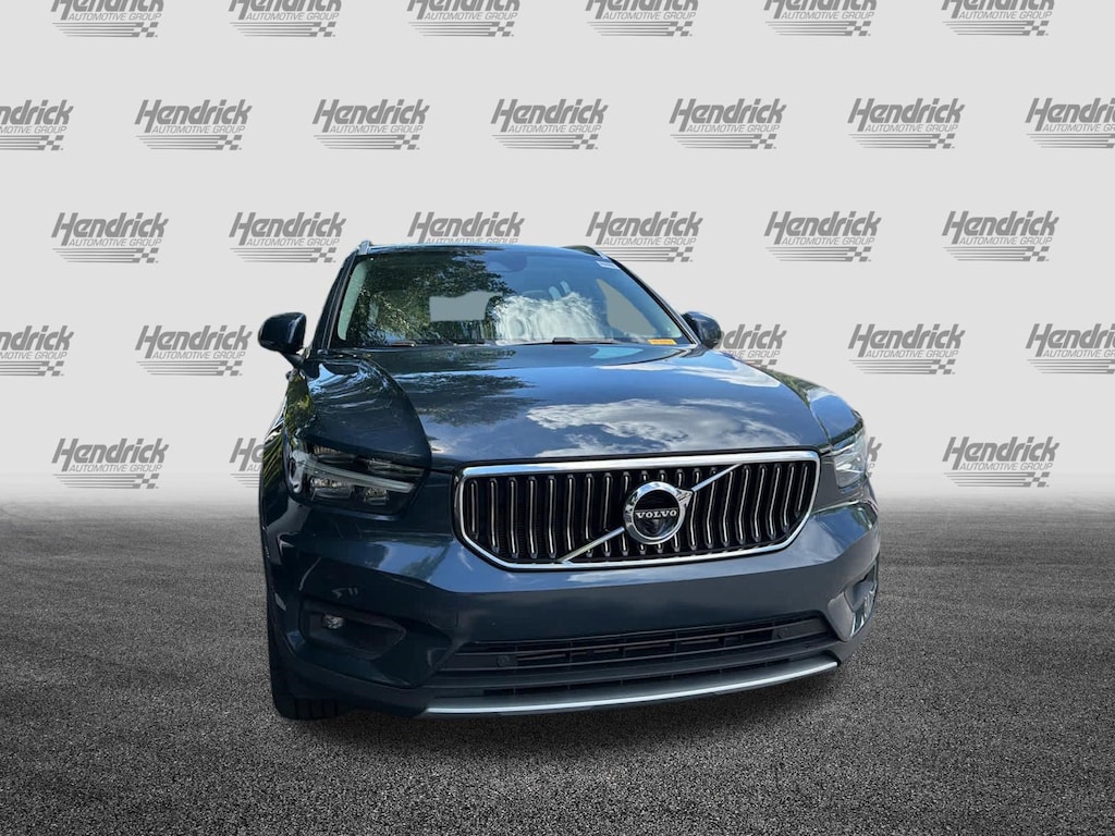 Used 2022 Volvo XC40 Inscription SUV