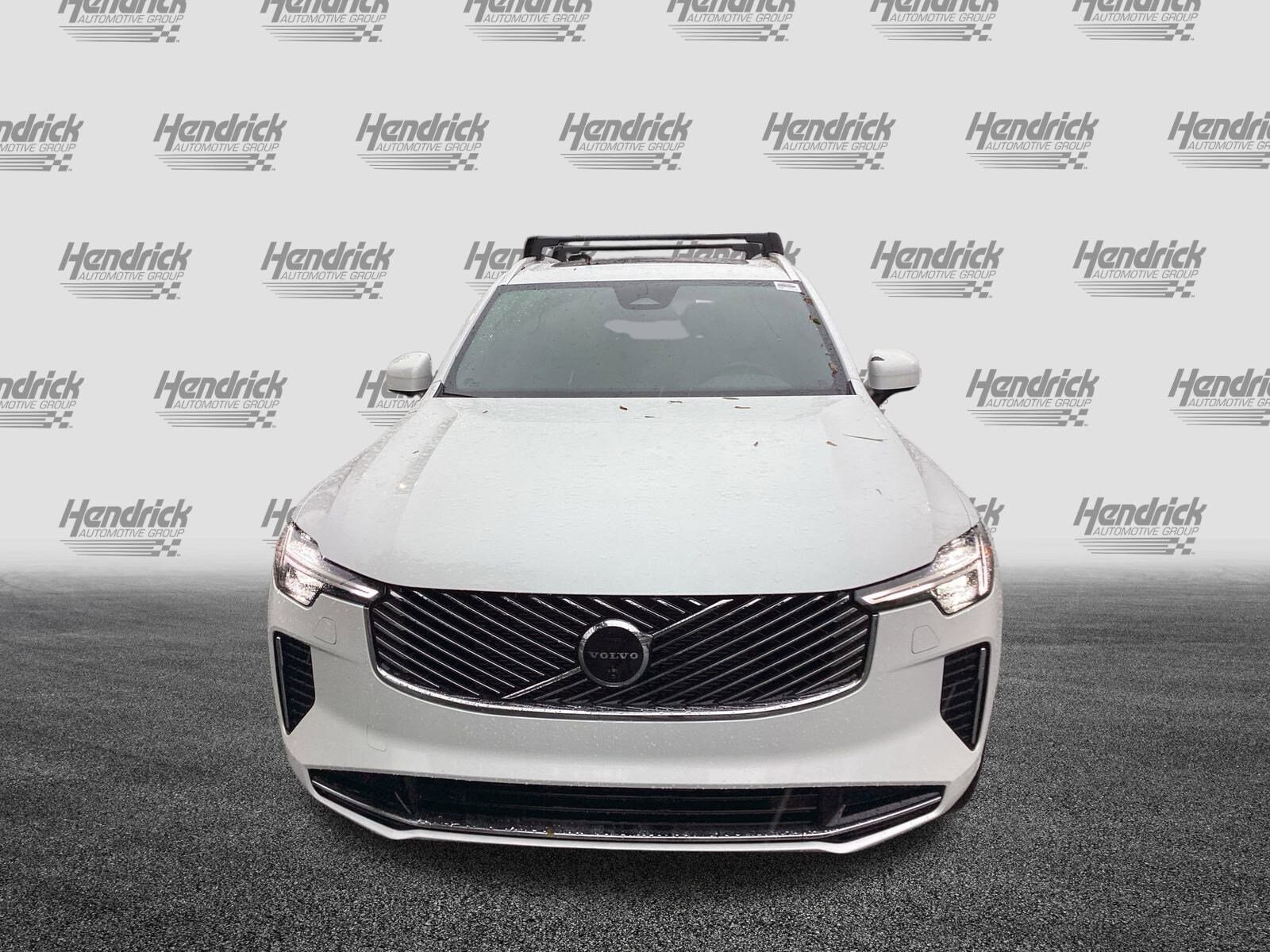 2026 Volvo XC90 Plus photo 2