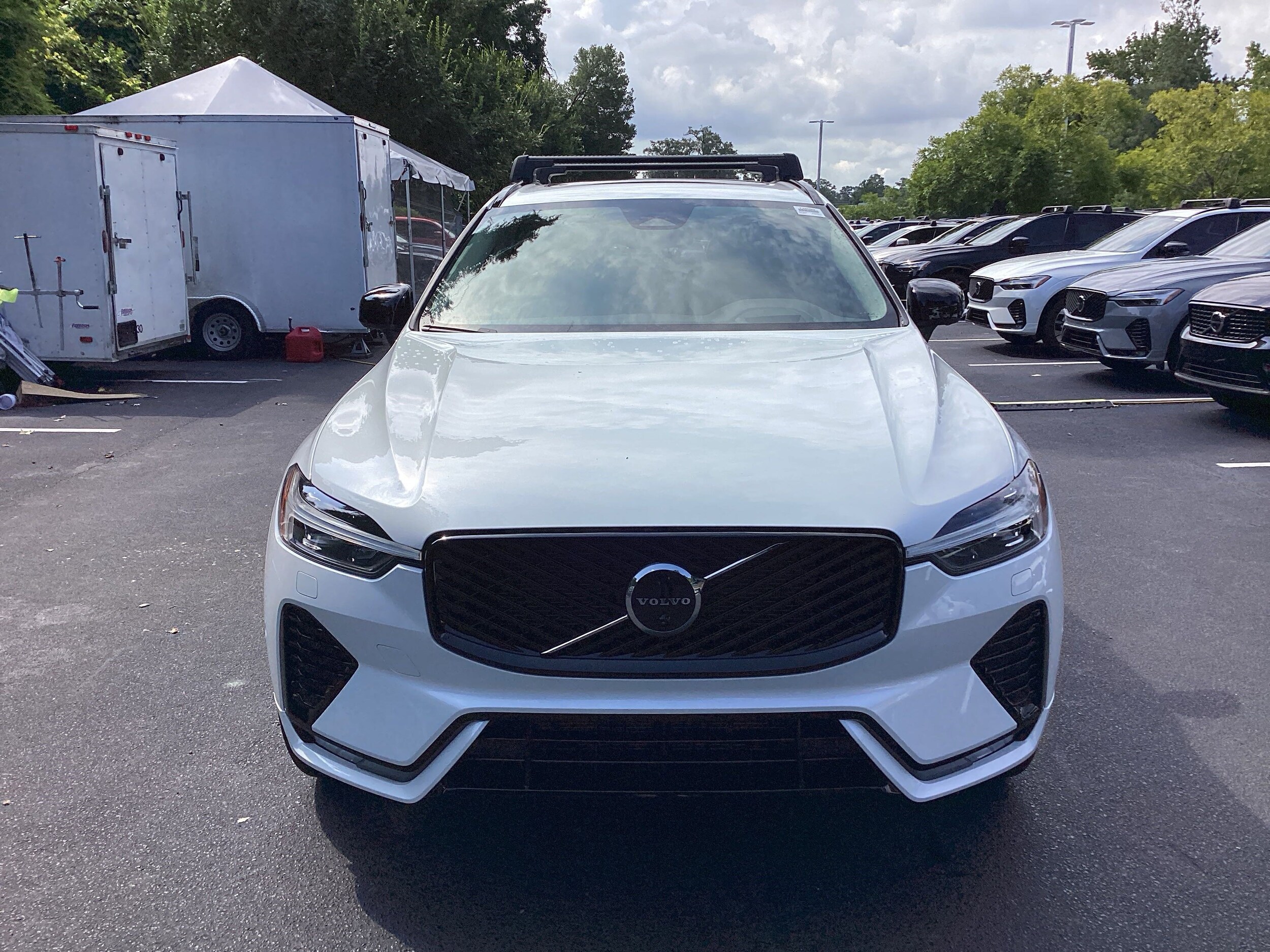 2026 Volvo XC60 B5 photo 3