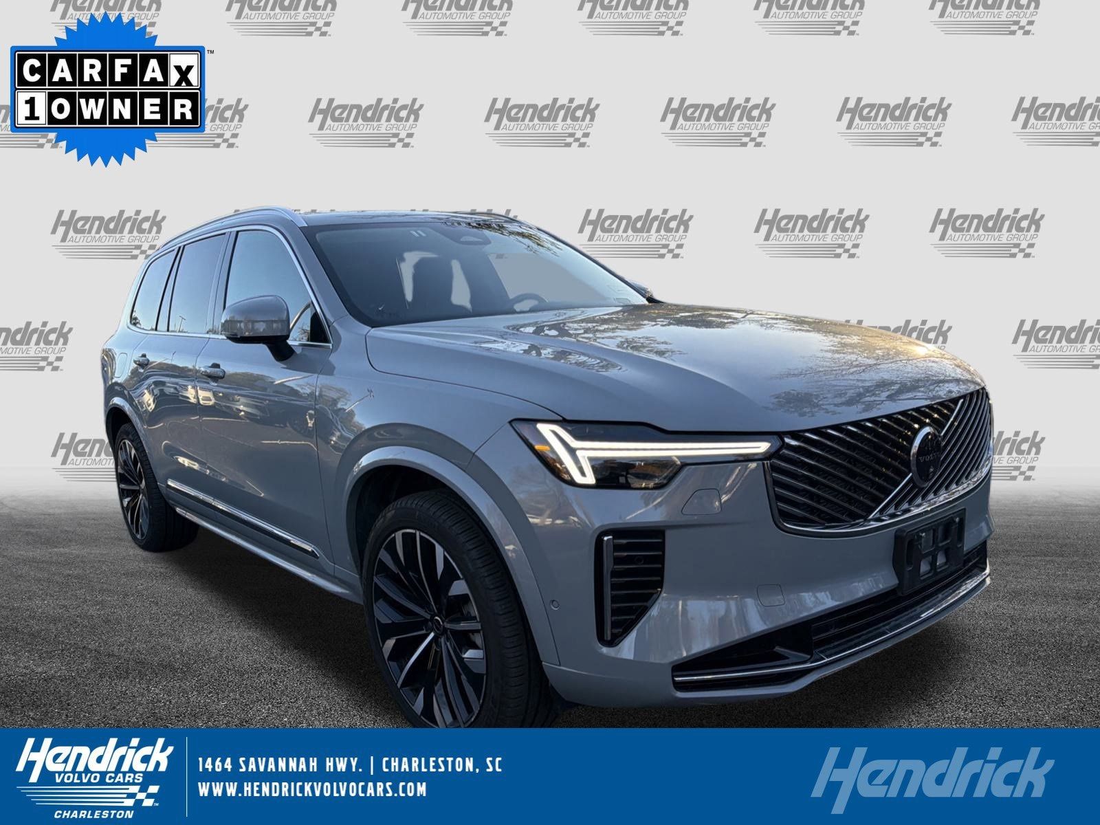 2025 Volvo XC90 Plus's photo