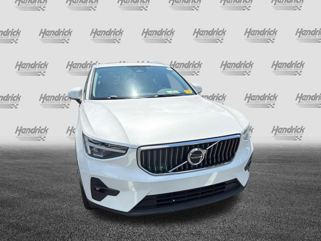 Used 2023 Volvo XC40 Plus Bright Theme SUV