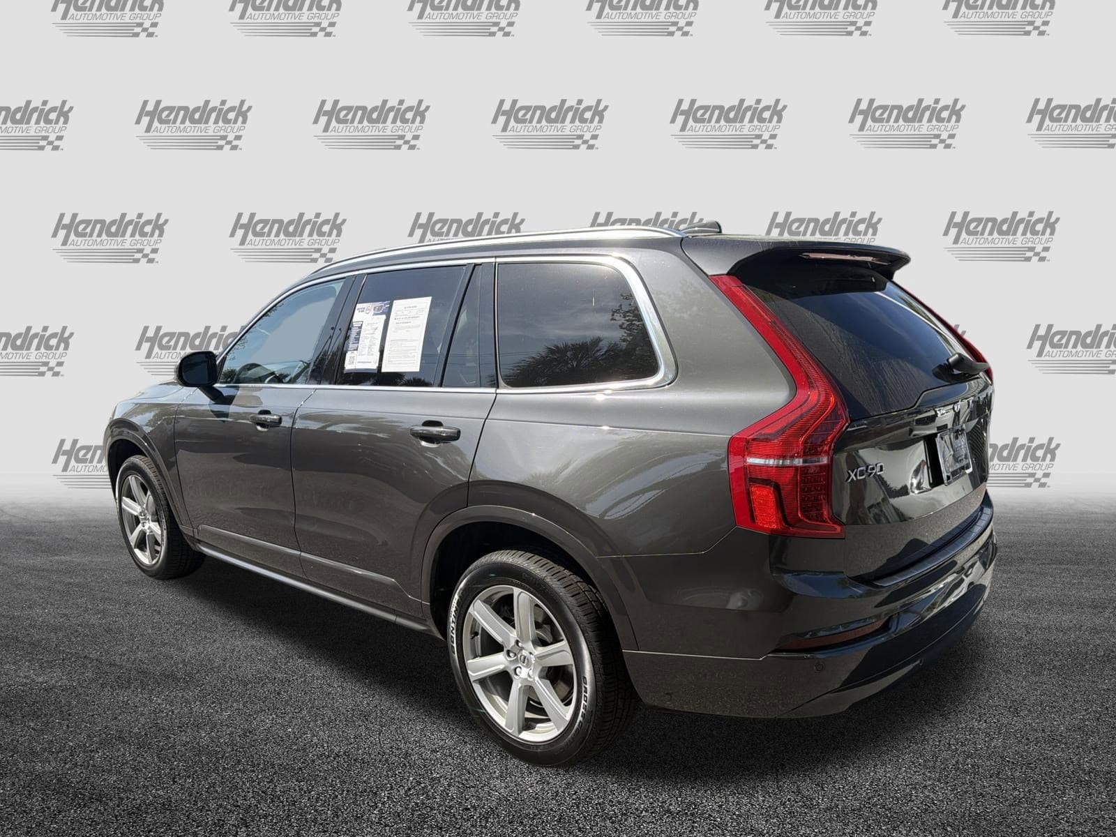 2023 Volvo XC90 Core photo 3