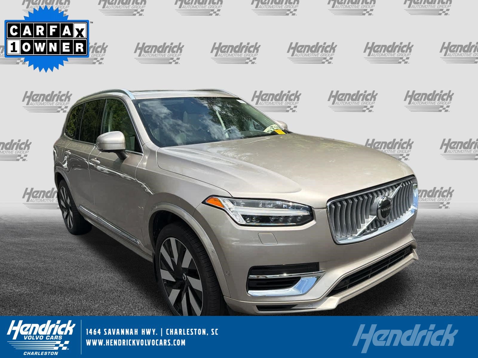 Volvo XC90 Recharge Plug-In Hybrid Plus Bright Theme