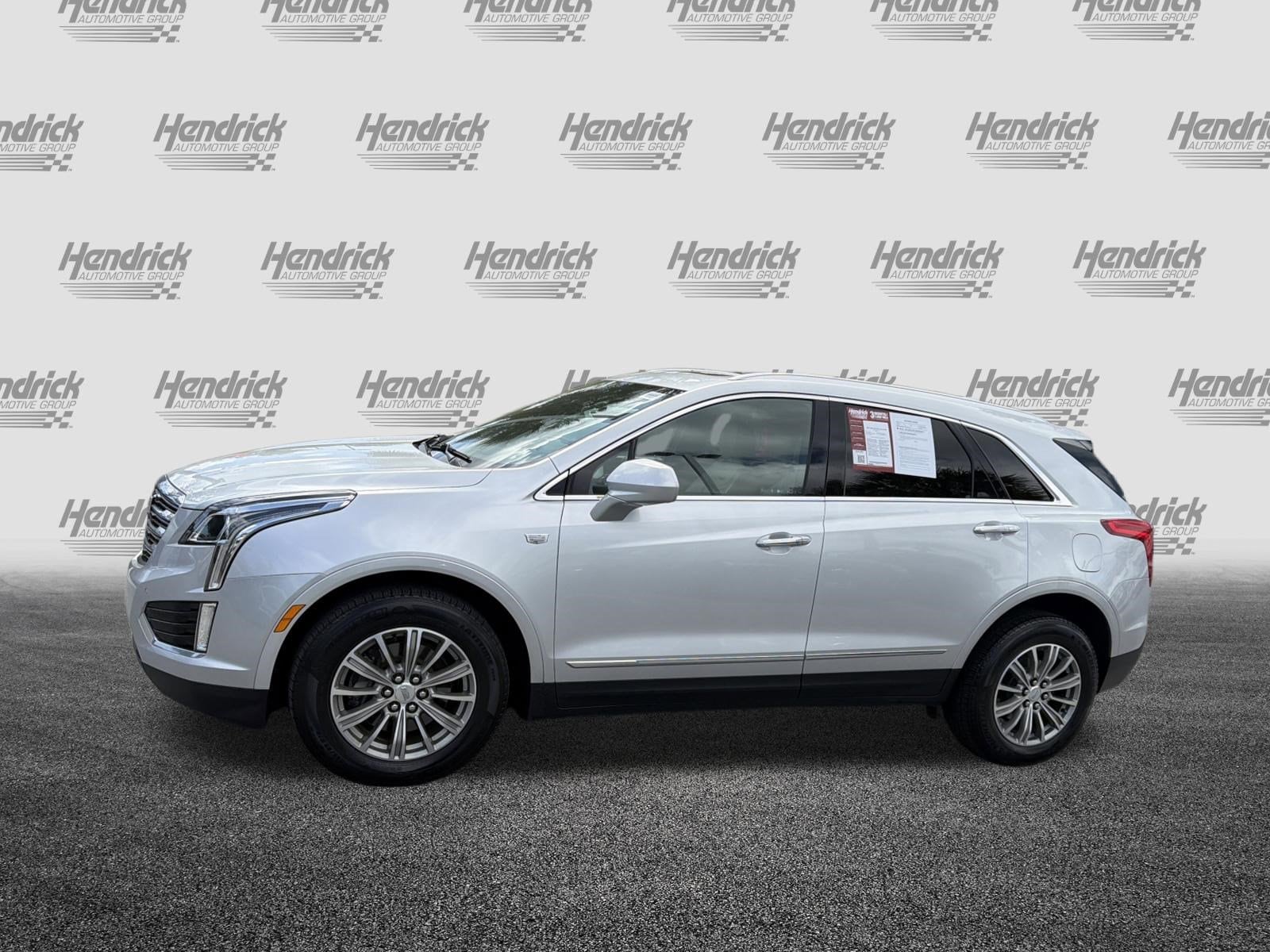 2017 CADILLAC XT5 Luxury FWD photo 6