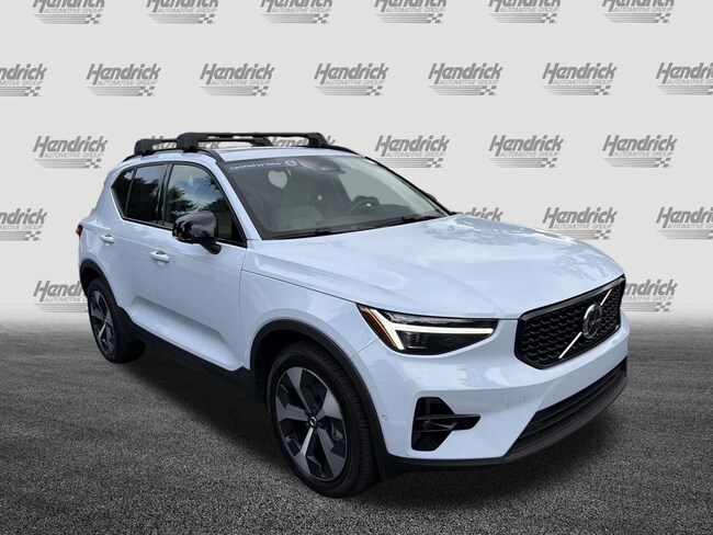 2026 Volvo XC40 Plus SUV