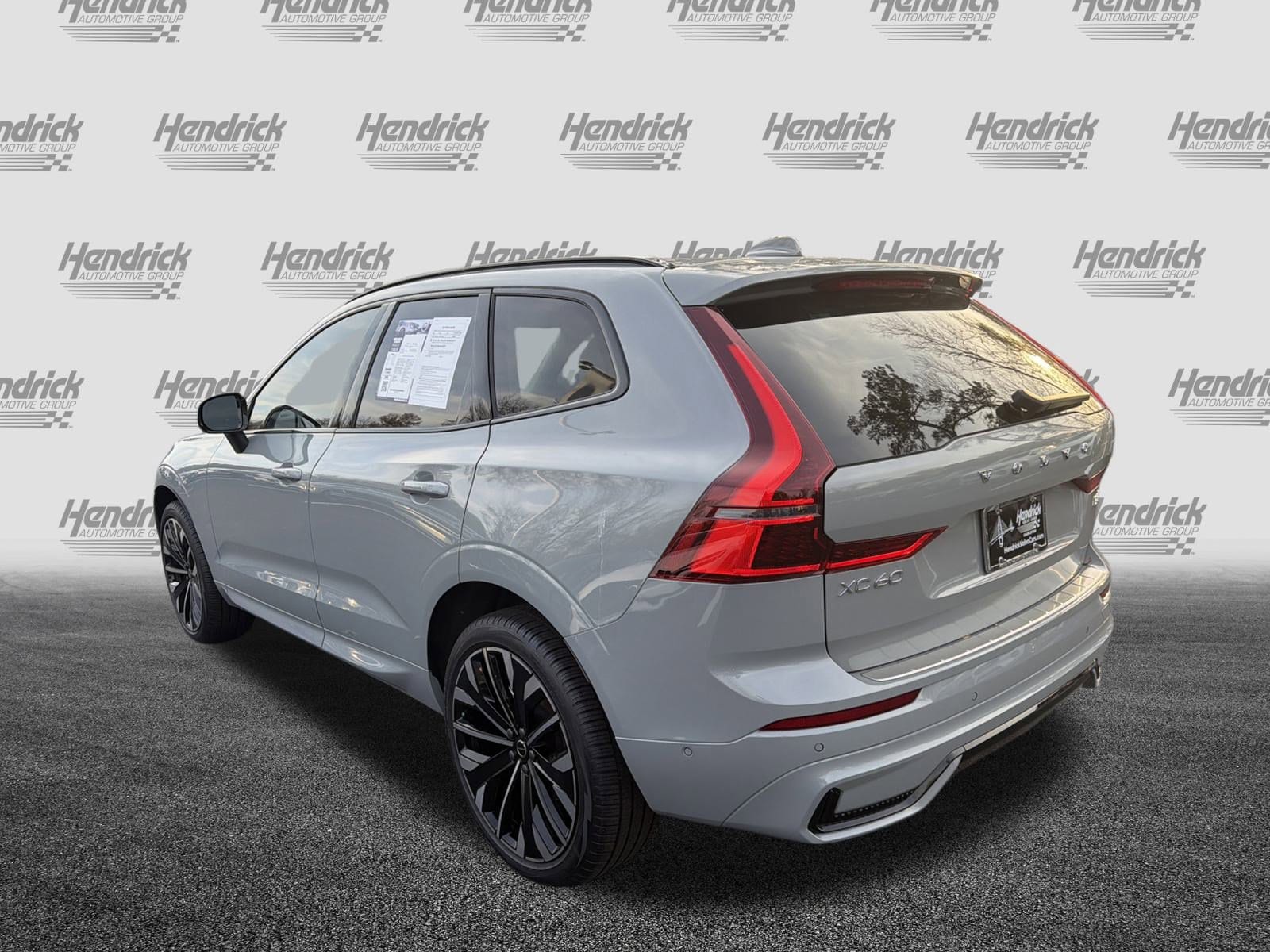 2026 Volvo XC60 Ultra photo 3