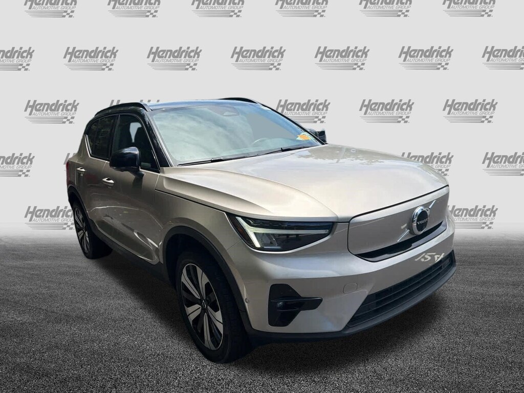 Used 2023 Volvo XC40 Recharge Pure Electric Plus SUV