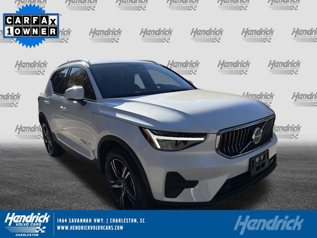 Certified 2025 Volvo XC40 Core Bright Theme SUV