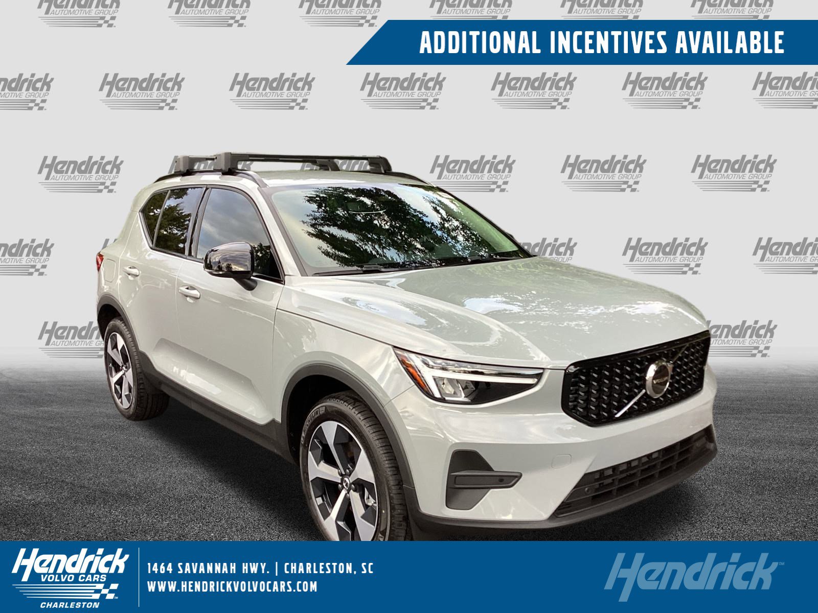 2026 Volvo XC40 Core