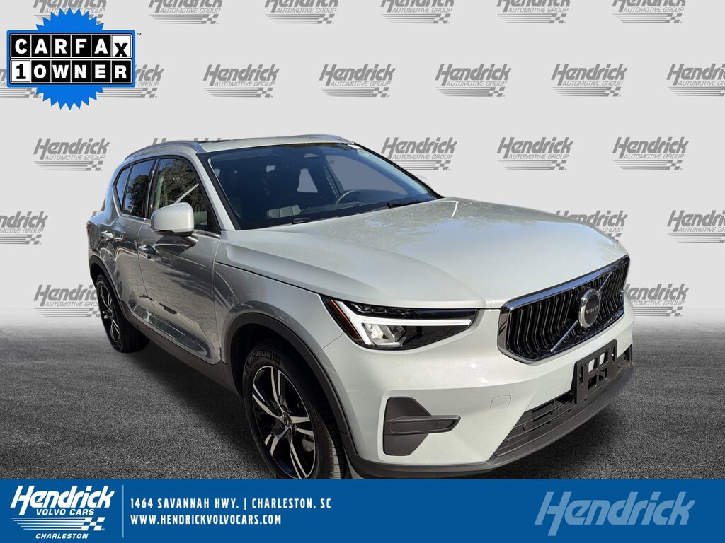 Certified 2025 Volvo XC40 Core Bright Theme SUV