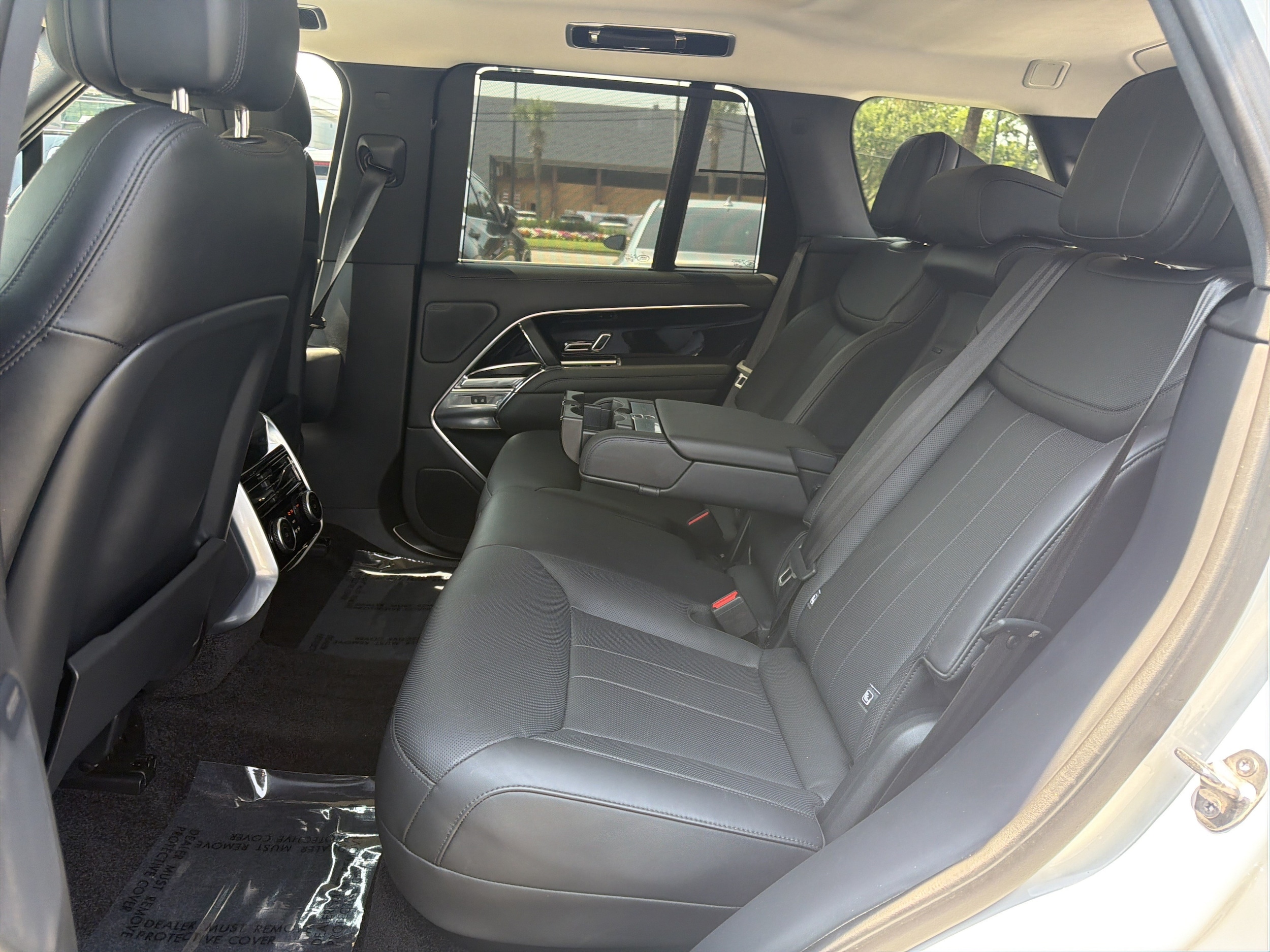 2022 Land Rover Range Rover Base - Photo 32