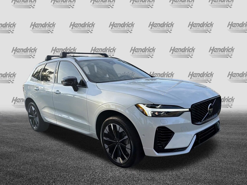 New 2026 Volvo XC60 plug-in hybrid T8 Plus SUV