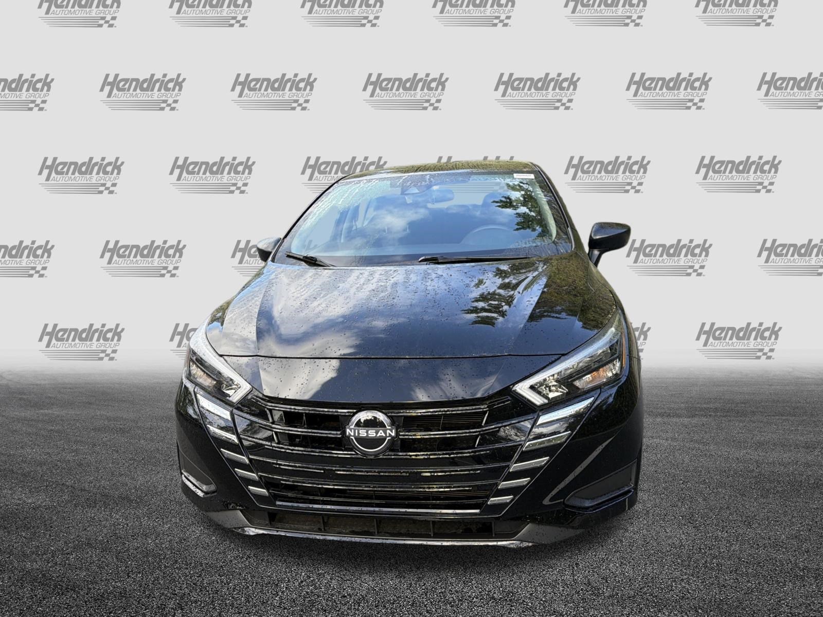 2025 Nissan Versa S photo 5