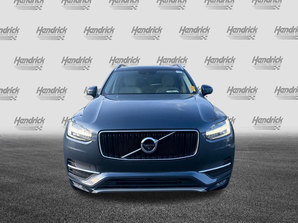 Used 2018 Volvo XC90 Momentum SUV