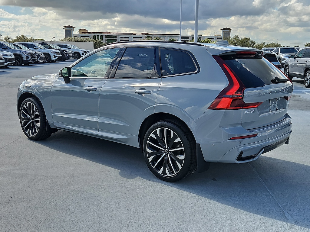 New 2026 Volvo XC60 B5 Ultra SUV