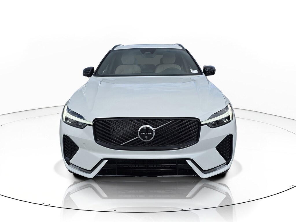 New 2026 Volvo XC60 B5 Plus SUV