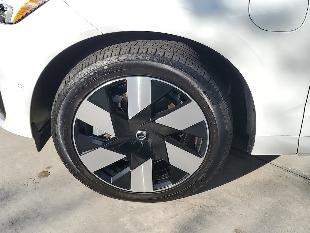 Certified 2024 Volvo XC60 Recharge Plug-In Hybrid Plus Dark Theme T8 eAWD PHEV Plus Dark Theme