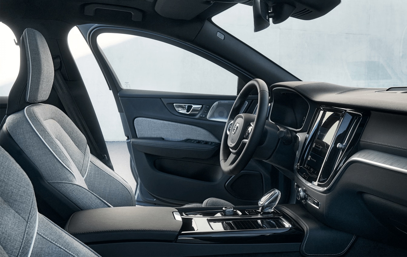 Volvo S60 Recharge Interior