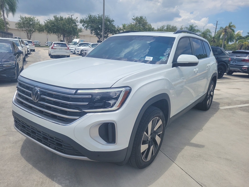 Used 2024 Volkswagen Atlas 2.0T SE w/Technology 2.0T SE w/Technology FWD
