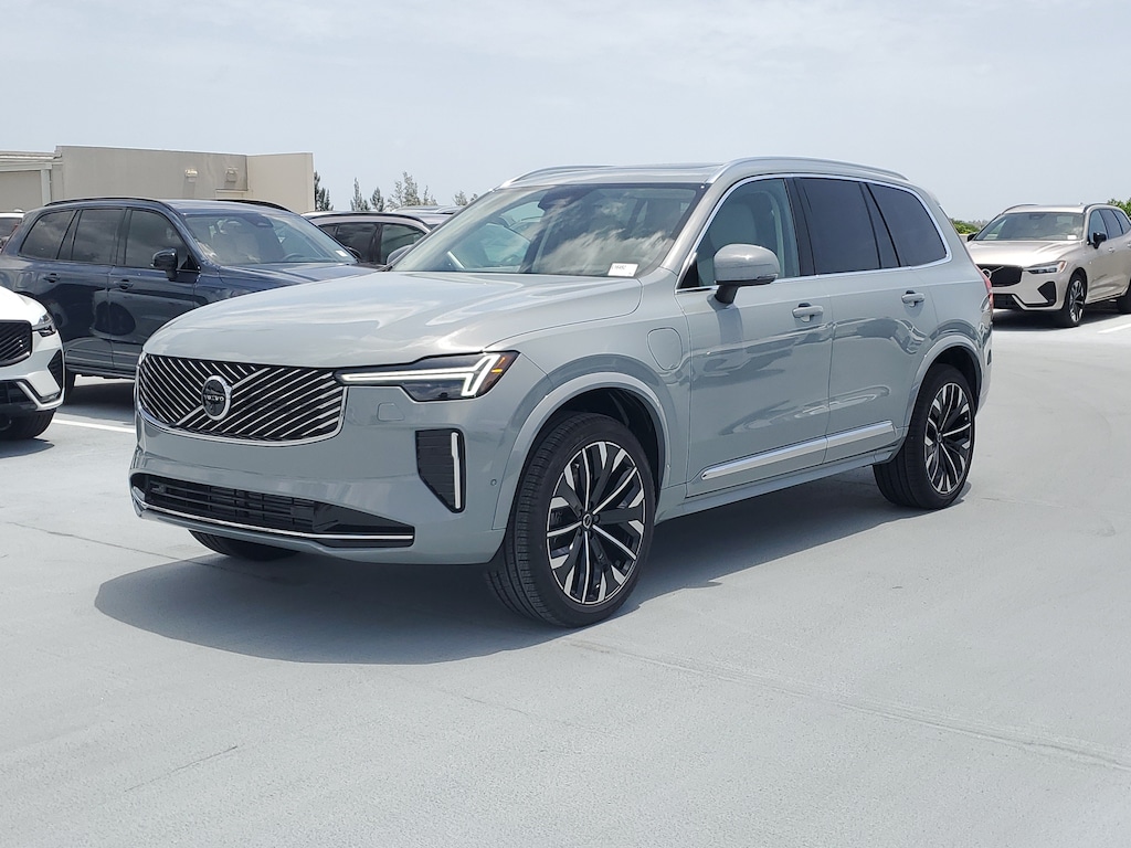 New 2026 Volvo XC90 plug-in hybrid T8 Ultra 7-Seater SUV