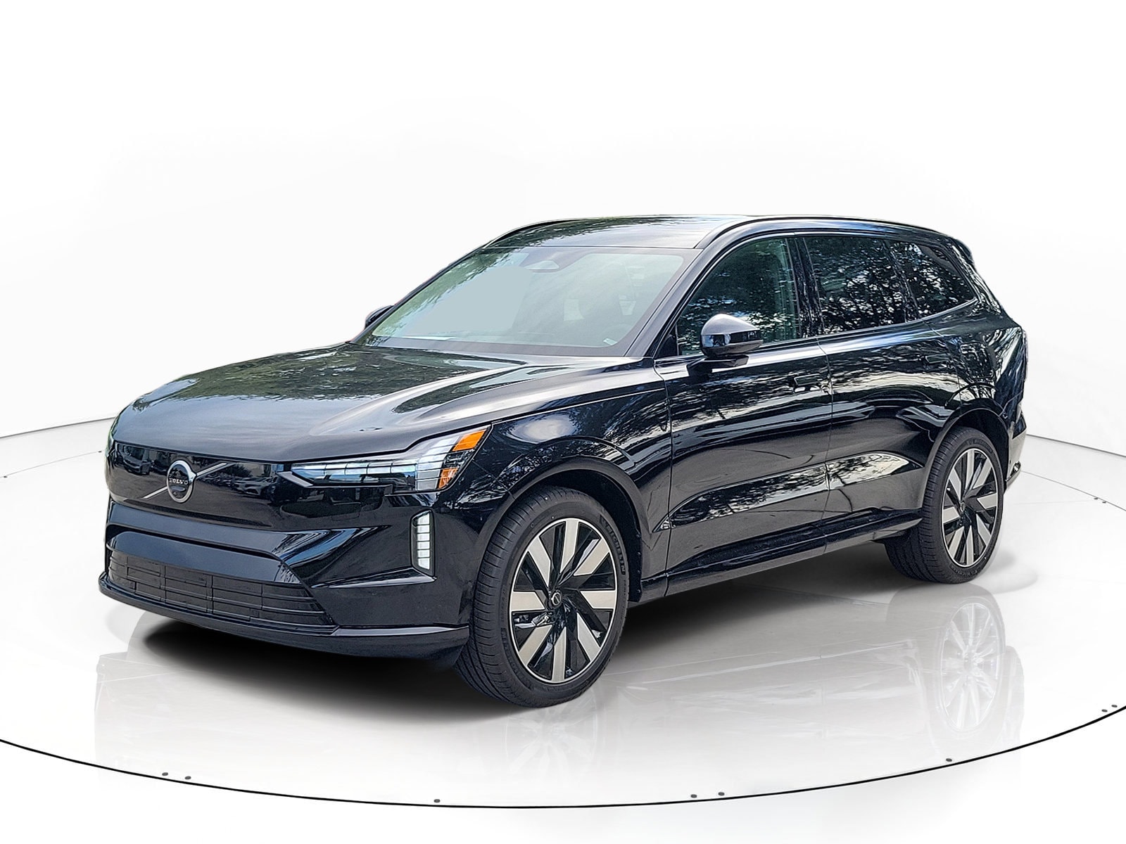 2026 Volvo EX90