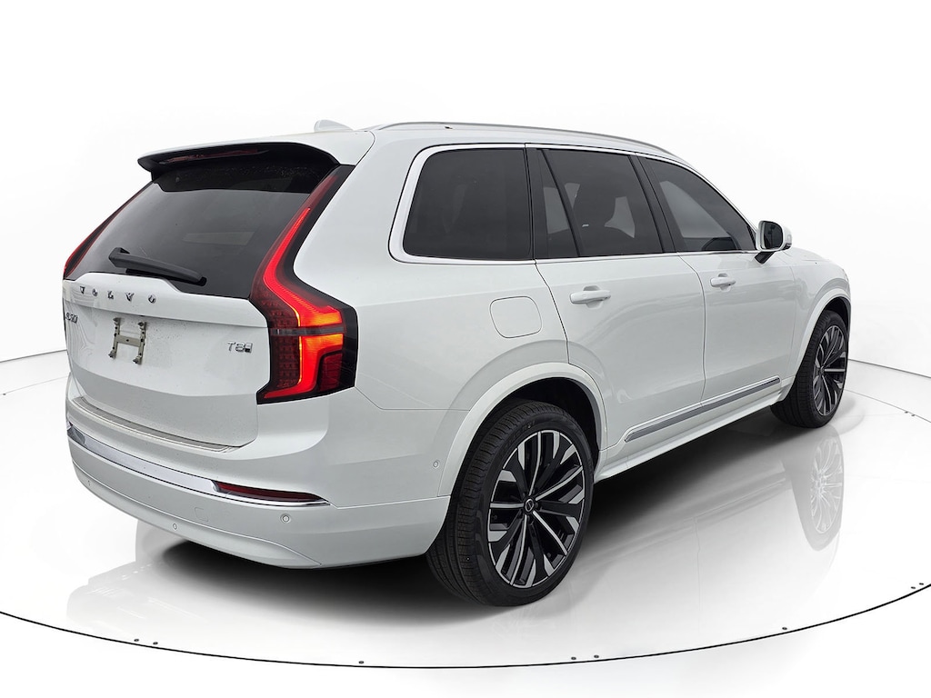 New 2026 Volvo XC90 plug-in hybrid T8 Ultra 7-Seater SUV