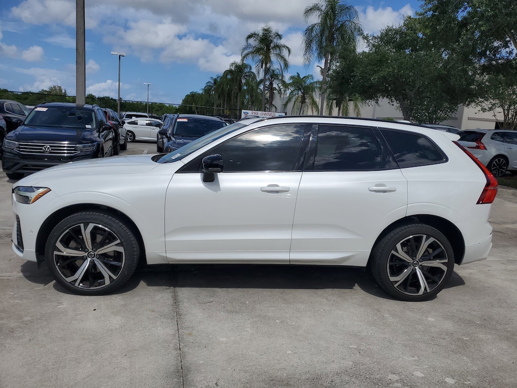 Used 2022 Volvo XC60 R-Design w/Air Suspension / Polestar Optimized B6 AWD R-Design