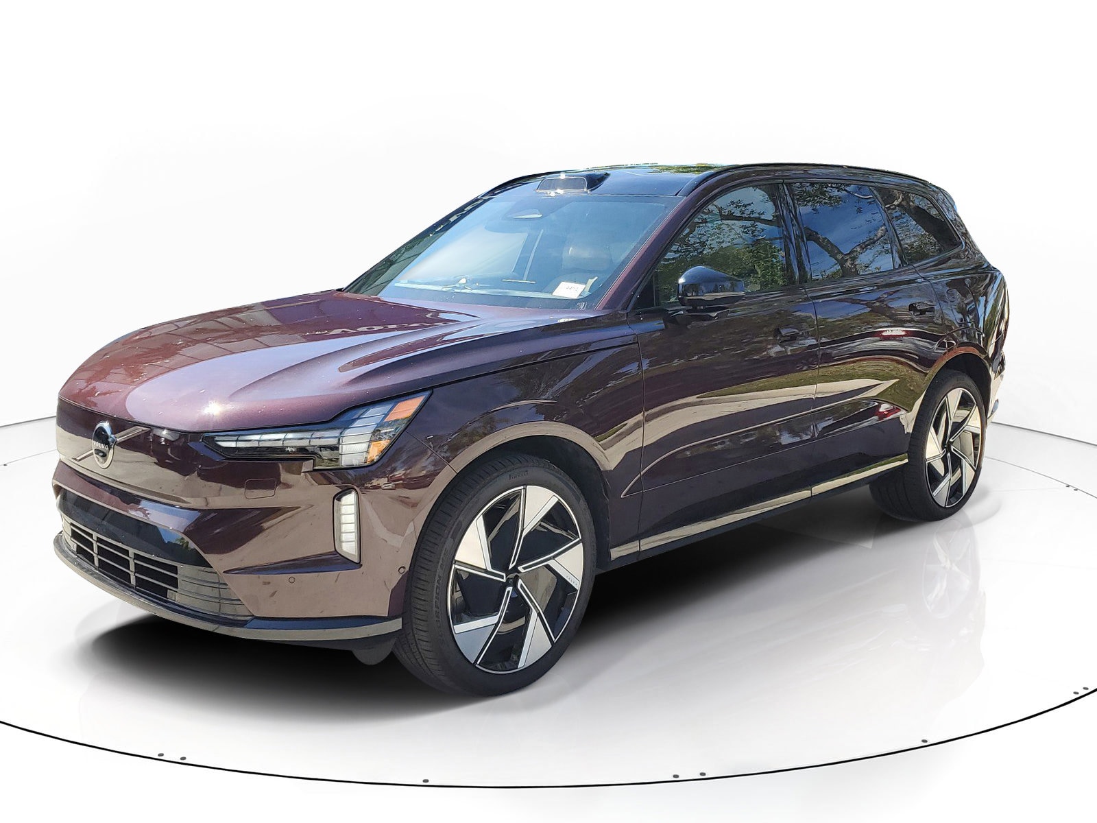 2025 Volvo EX90 Twin Motor Performance Ultra 6-Seater's photo