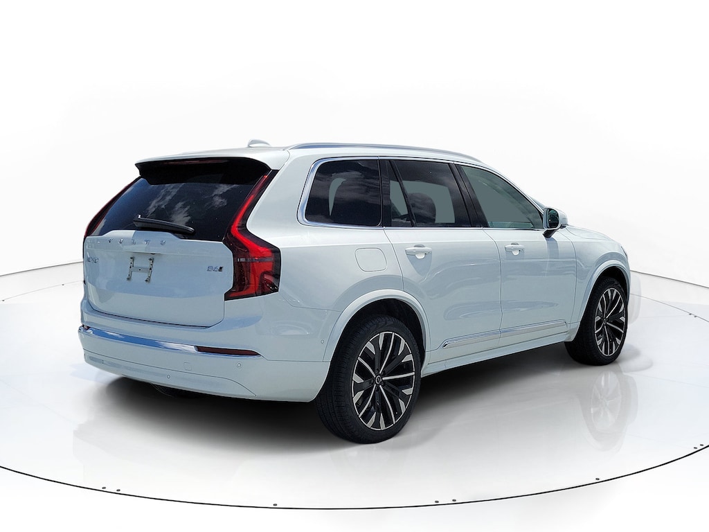 New 2026 Volvo XC90 B6 Plus 7-Seater SUV