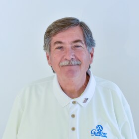 Staff member Glen Saccomanno from 9b1abfa0f26d