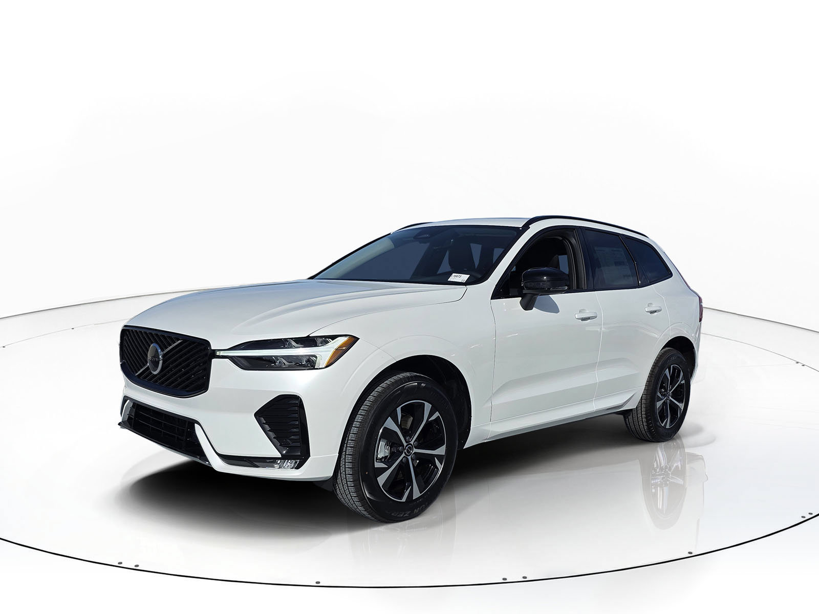 2027 Volvo XC60 B5 Core SUV