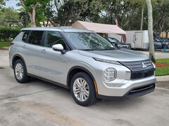 2023 Mitsubishi Outlander ES ES FWD