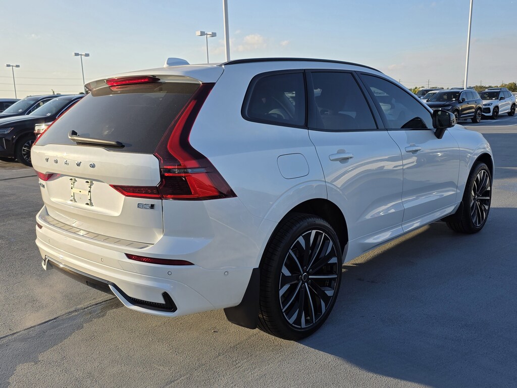 New 2026 Volvo XC60 B5 Ultra SUV