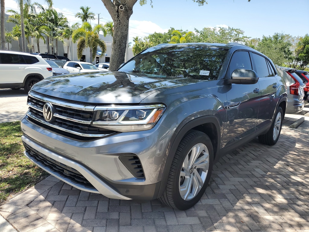 Used 2023 Volkswagen Atlas Cross Sport 3.6L V6 SE w/Technology 3.6L V6 SE w/Technology FWD