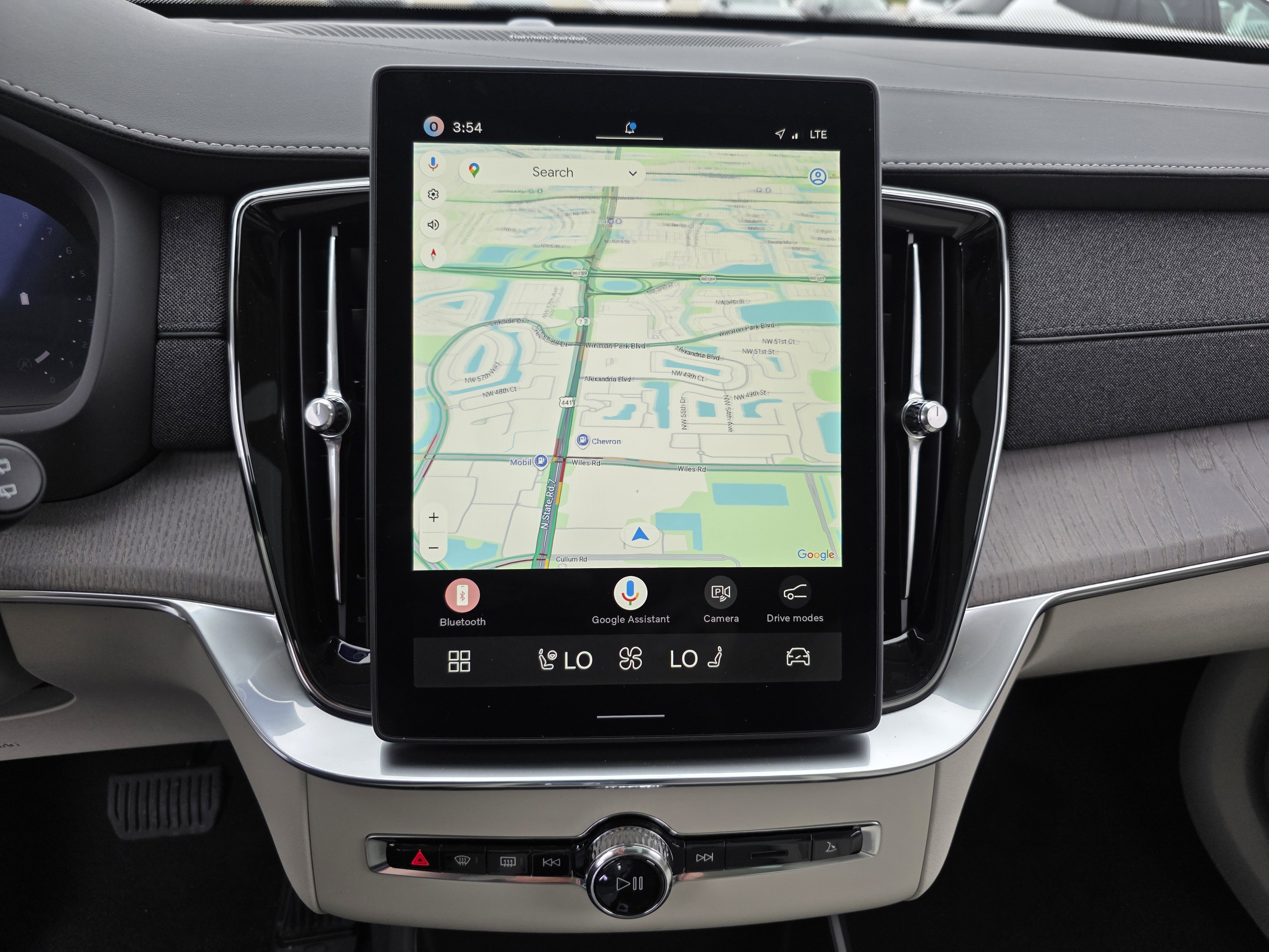 2026 Volvo XC90 Ultra - Photo 13