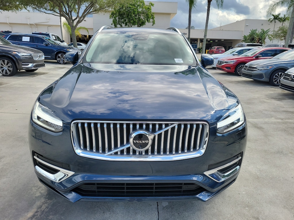 Used 2025 Volvo XC90 Plug-In Hybrid Plus w/ Captains Chairs T8 AWD Plus 6-Seater