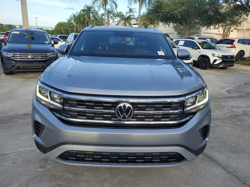 Used 2022 Volkswagen Atlas Cross Sport 2.0T SE w/Technology 2.0T SE w/Technology 4MOTION