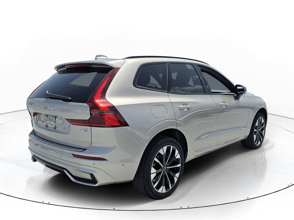 New 2026 Volvo XC60 plug-in hybrid T8 Plus SUV