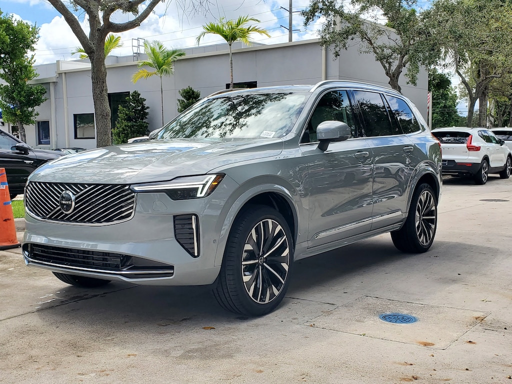 New 2026 Volvo XC90 B6 Ultra 7-Seater SUV