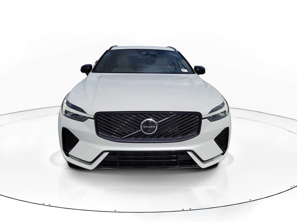 New 2026 Volvo XC60 B5 Plus SUV