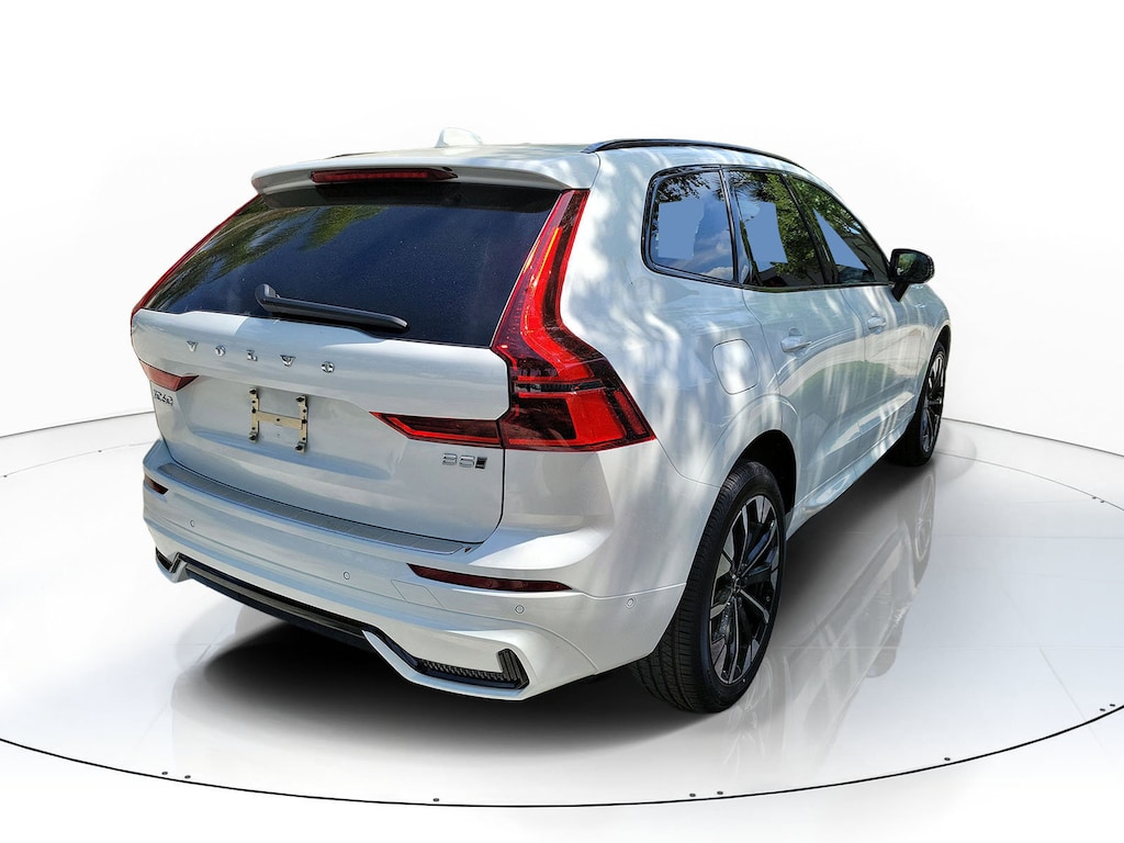 New 2026 Volvo XC60 B5 Plus SUV