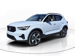 2026 Volvo XC40 B5 Plus AWD SUV