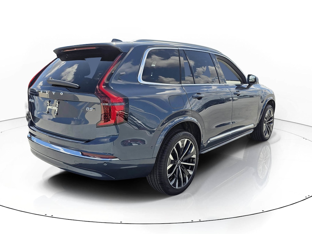 New 2026 Volvo XC90 B5 Ultra 6-Seater SUV