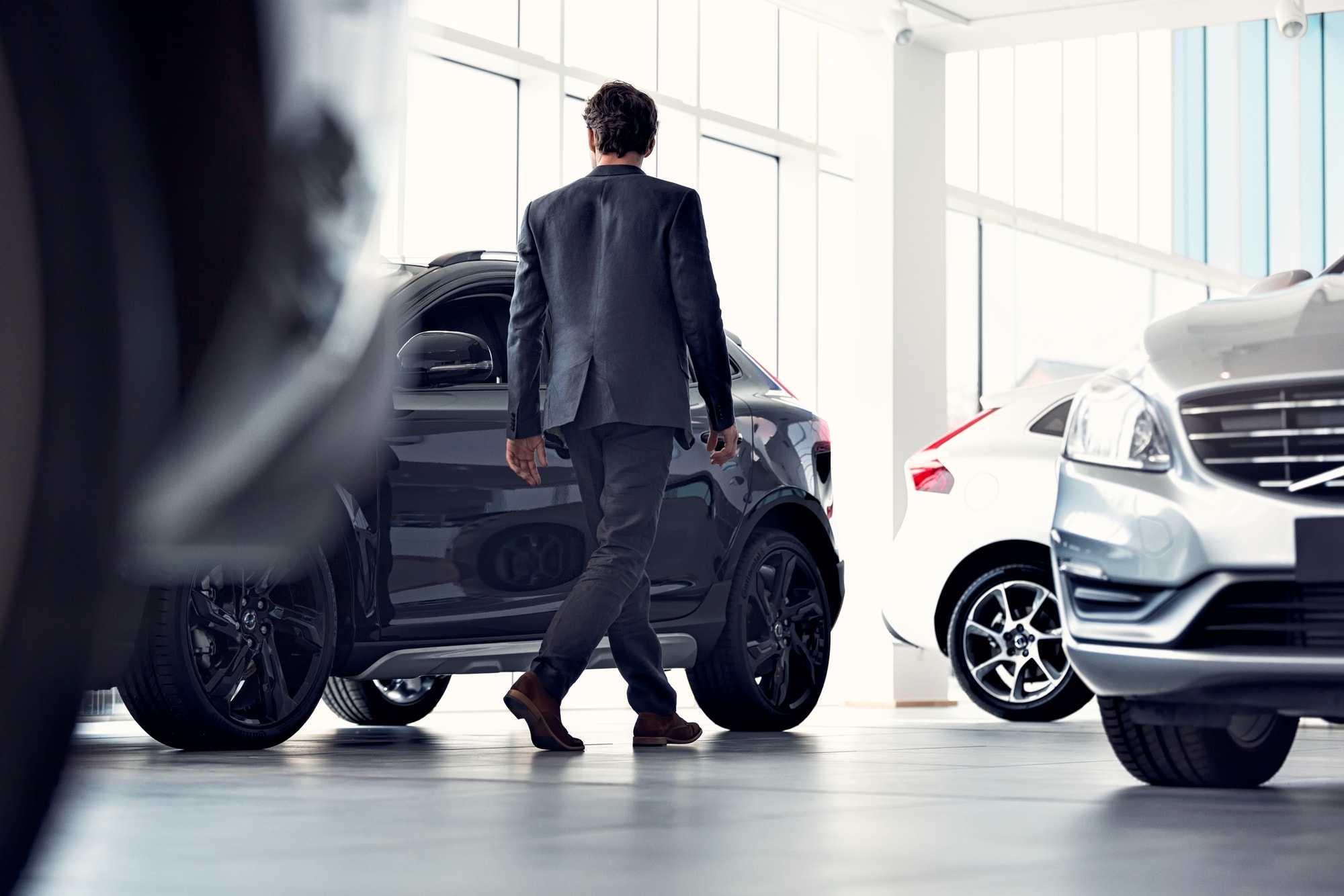 inside the gunther volvo cars coconut creek dealership