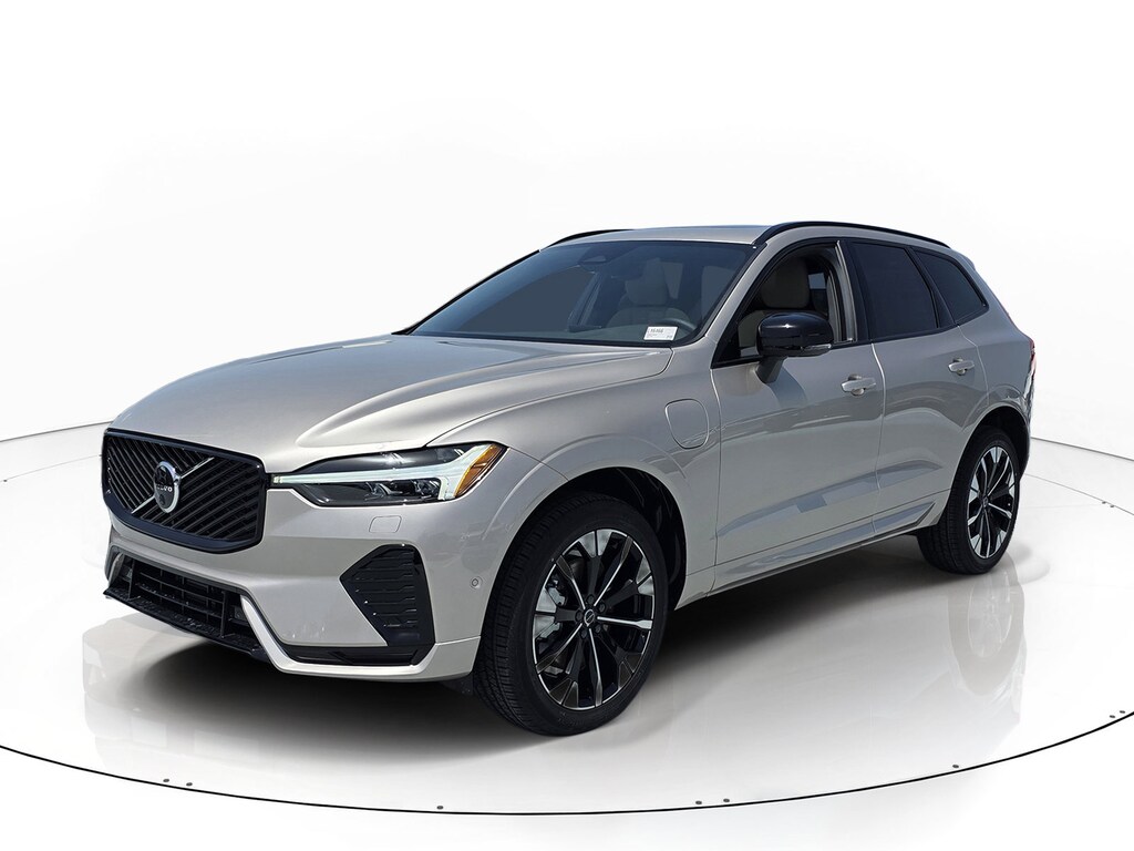 New 2026 Volvo XC60 plug-in hybrid T8 Plus SUV