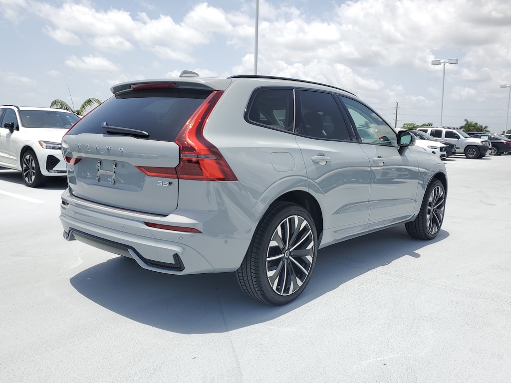 New 2026 Volvo XC60 B5 Ultra SUV