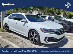 2022 Volkswagen Passat 2.0T R-Line 2.0T R-Line Auto